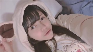 Clip sex em gái mới lớn thủ dâm tự sướng lồn không lông múp rụp